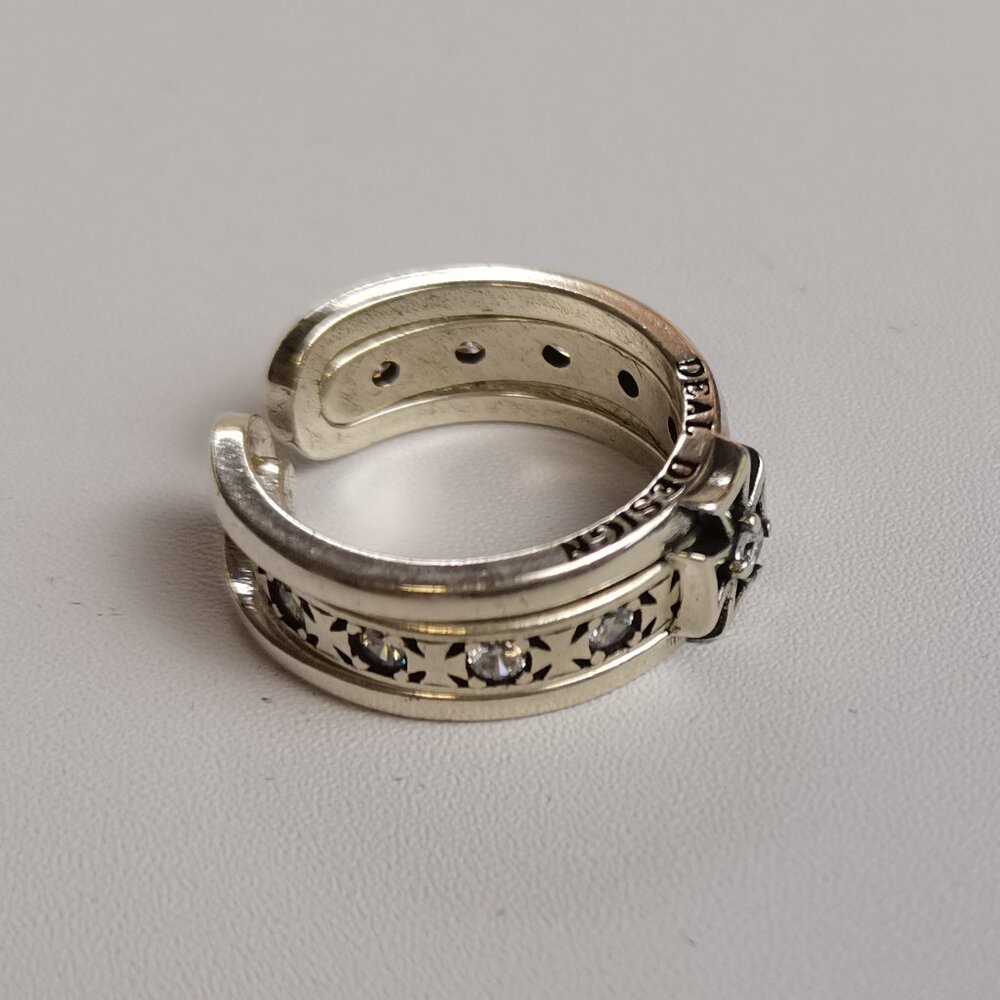 Almost new ladies vintage alloy ring - Picture 2 of 5